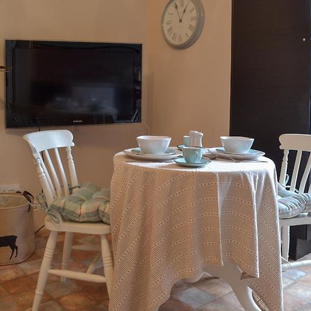 Broomleasowe House Whittington  Ngoại thất bức ảnh